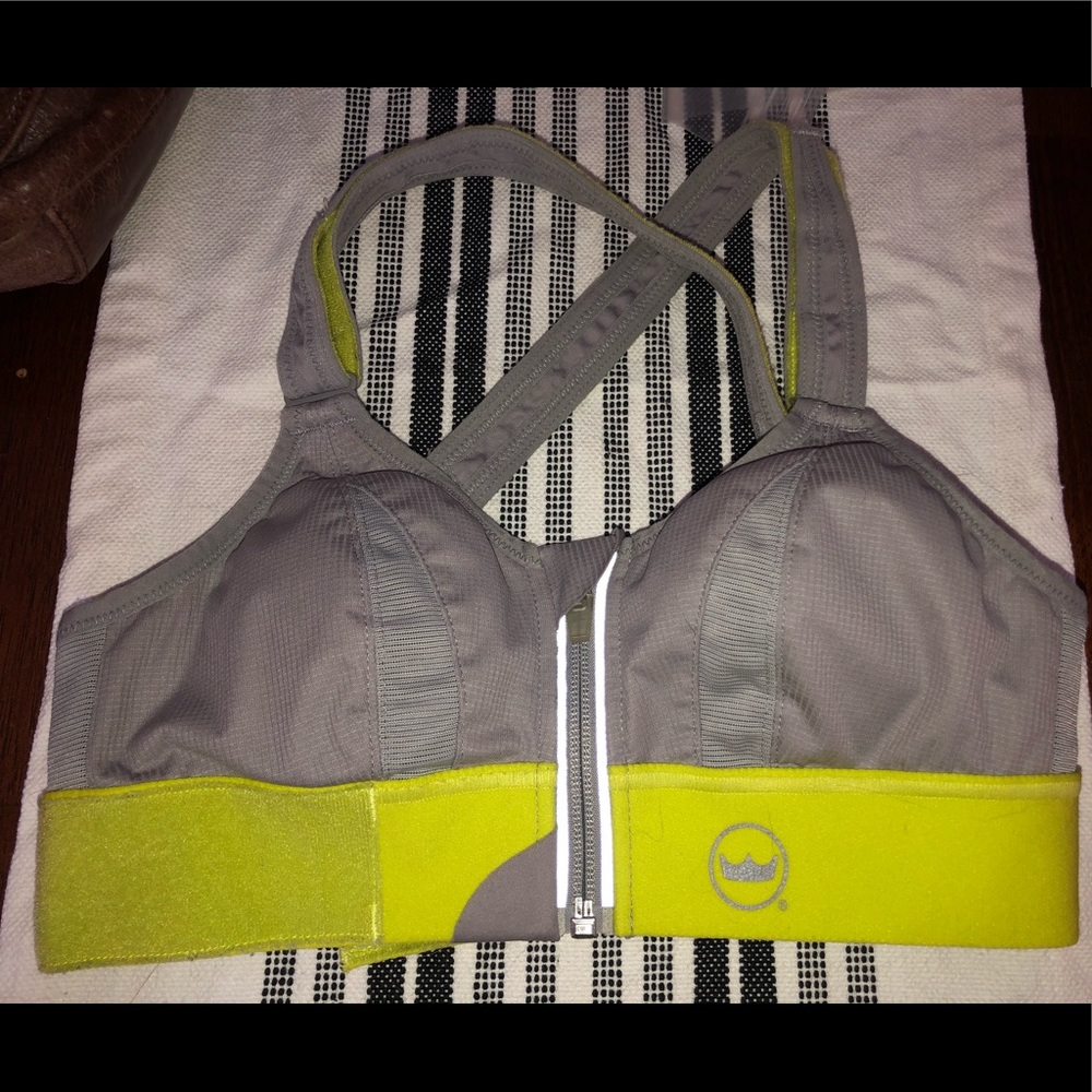 Shefit sports bra
